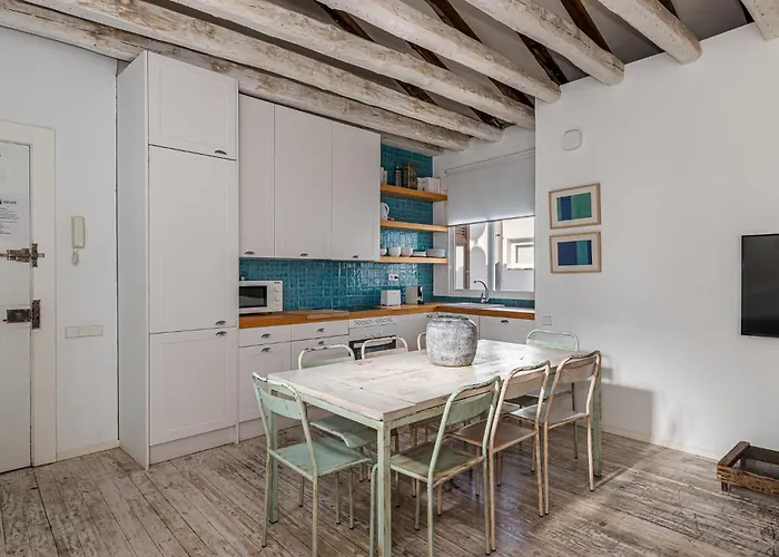 BNBHolder Stunning Duplex SOL